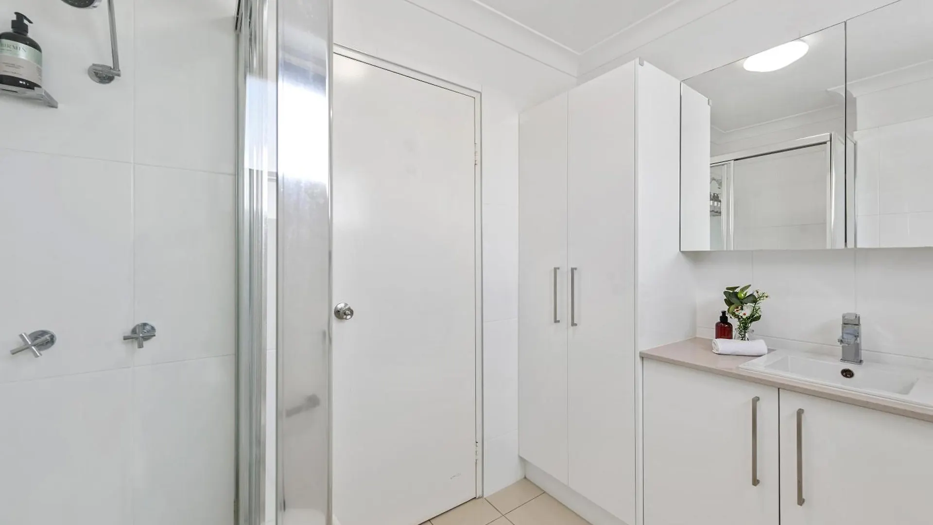 Apartment Spacious 2Brm Apt Close To Gabba With Parking & Wifi Brisbane
